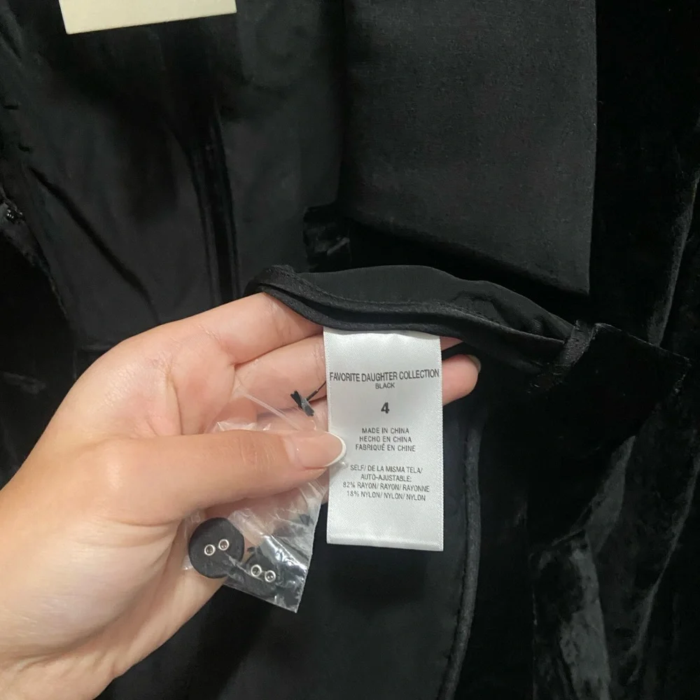 The Dynasty Dress | Favorite Daughter - Picture 7 of 7